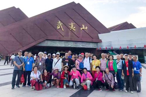 郑州夕阳红老年旅游团官网
