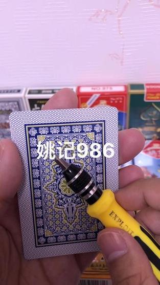 身上有小白点儿是什么原因