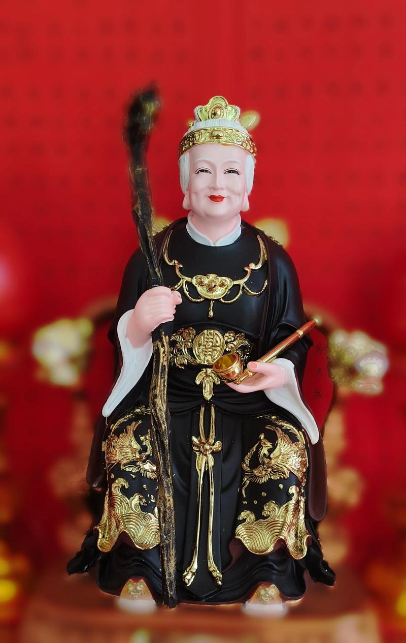 黑老太太到底什么仙变的