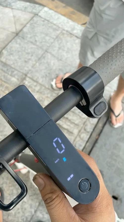 小米滑板车开关机键没有反应
