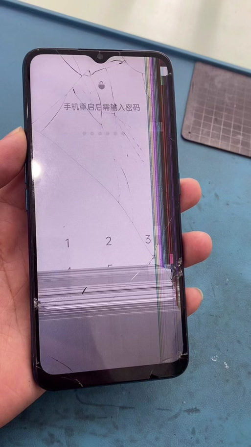oppo屏幕中间一横条点不动