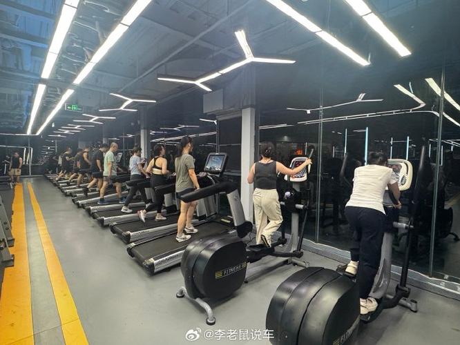 健身房免费健身