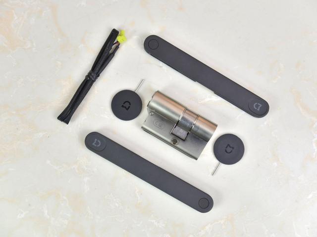 小米智能锁机械钥匙使用