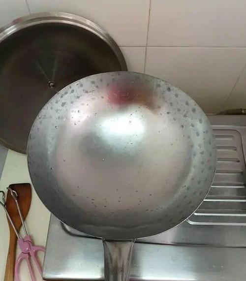 锈铁锅重新开锅