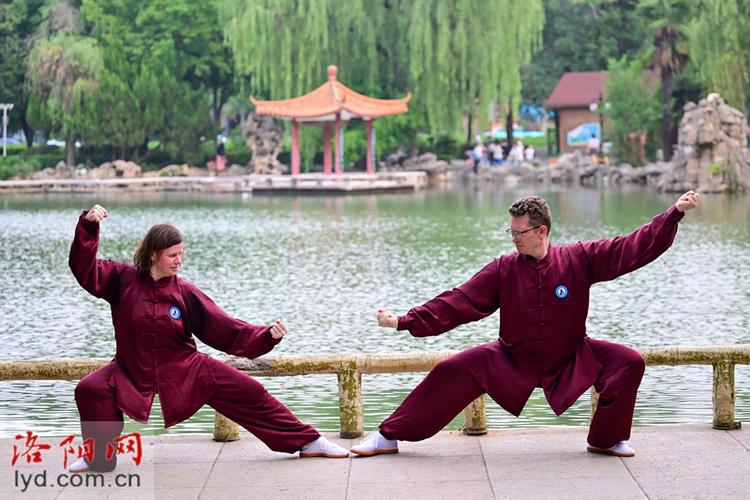 学太极拳