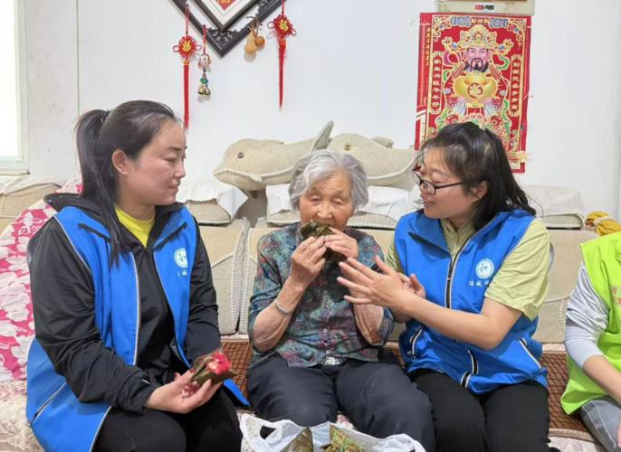 社区的特殊贡献人物