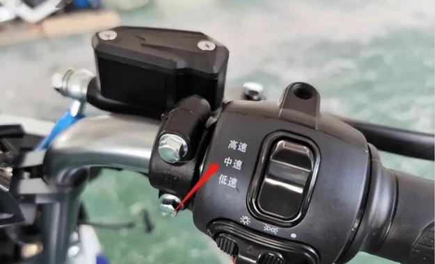 电动车4档为什么只能到3