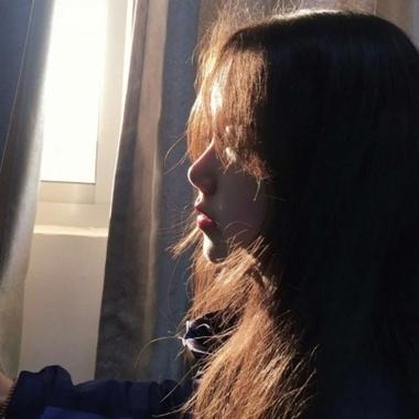 微信女生头像高级氛围感