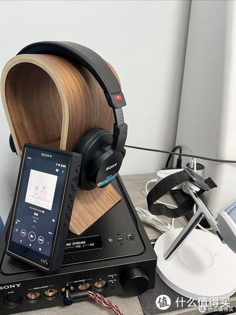 用监听音响听音乐难听吗