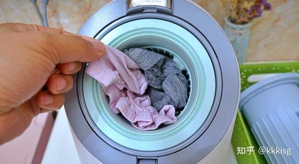 内衣内裤可以用洗衣粉洗吗