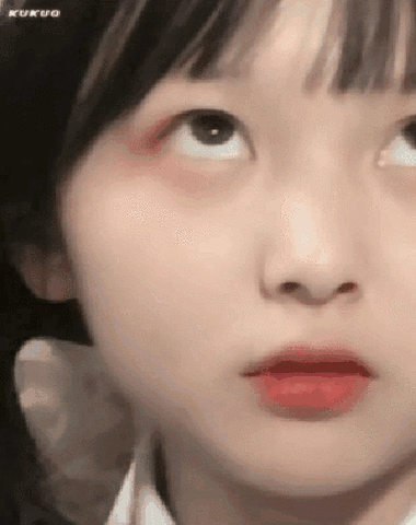 嫌弃脸短小手势翻白眼