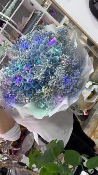 满天星鲜花花束多少钱
