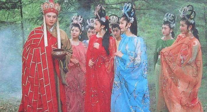 西游记中,唐僧为何有那么多女的喜欢