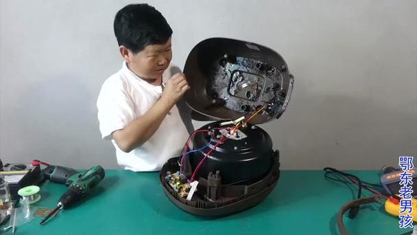 老式电饭煲盖拆卸图解