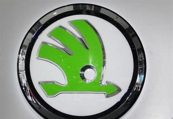 绿色logo品牌