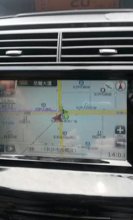 路虎揽胜音乐声音导航声音怎么调整