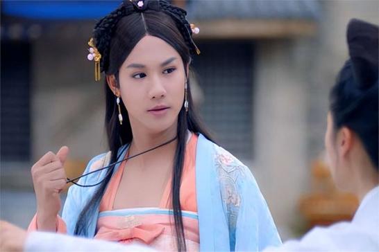 一男生喜欢上男扮女装截图3
