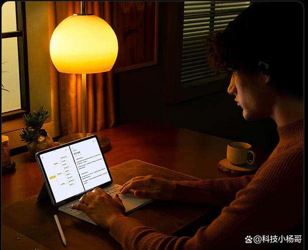 平板看电视只有半屏,怎样才能调成全屏