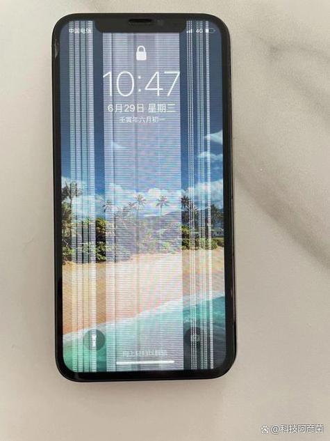 屏幕一闪一闪的是怎么回事
