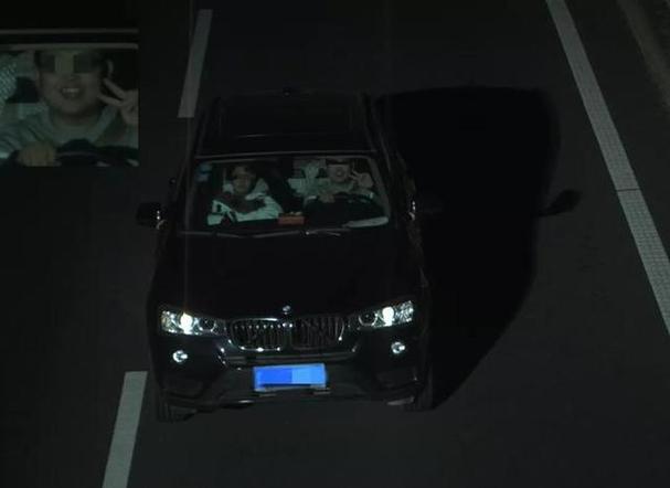 地库摄像头能拍到车里人吗