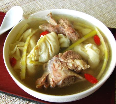 小孩煲骨头汤放什么好截图3