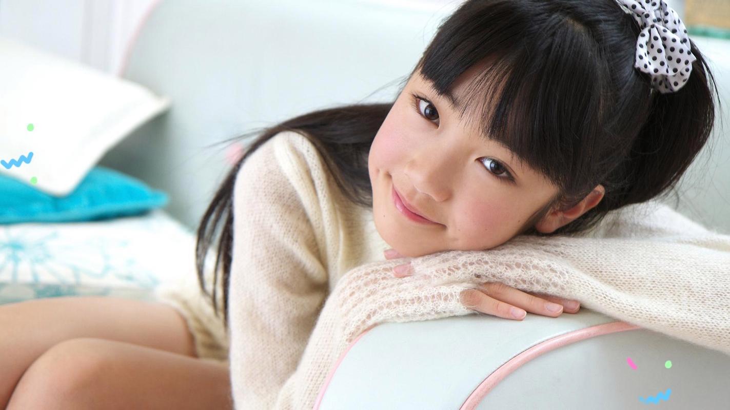 椎名桃子的演艺经历