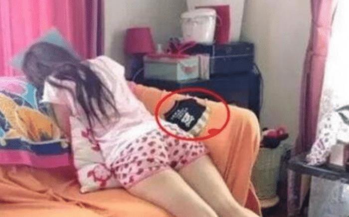女朋友说睡觉其实在玩游戏