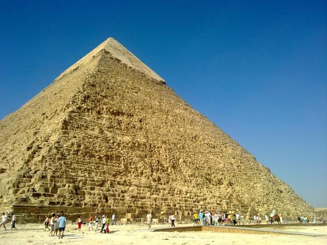 pyramid发音