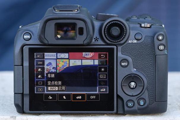佳能EOS R7的连拍模式