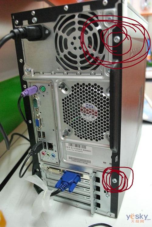 电脑机箱圆形螺丝怎么拆