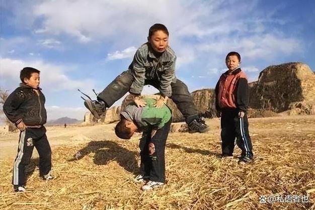 小孩子玩的游戏有哪些