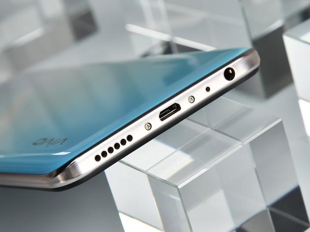 vivoz5i拆机图解截图3