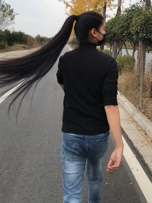 玩长发高马尾 玩长发高马尾