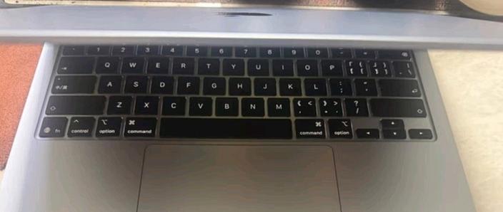macbookair大写键不亮
