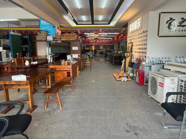 旧货市场家具桌椅附近截图3