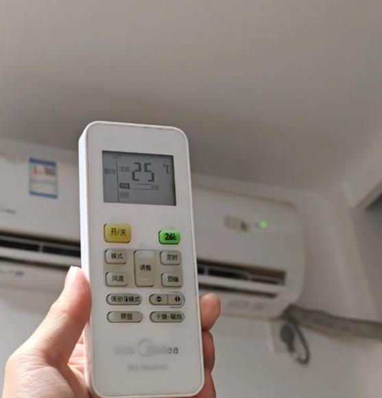 gmcc空调用万能遥控器怎么开