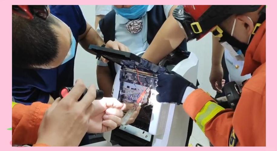 银行卡上有钱转不出去怎么回事