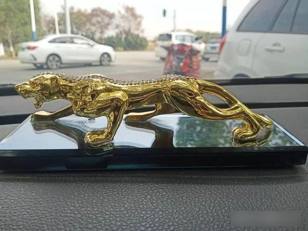 金钱豹车多少钱一辆
