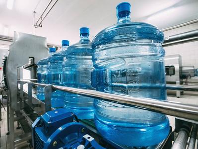 塑料矿泉水瓶生产厂家