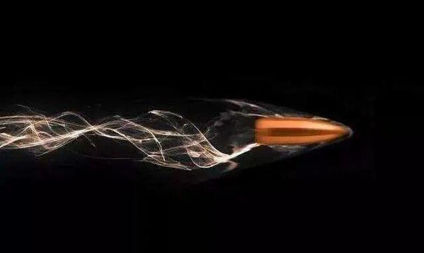 子弹射出图片
