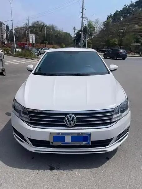 懂行的人建议买se还是s10