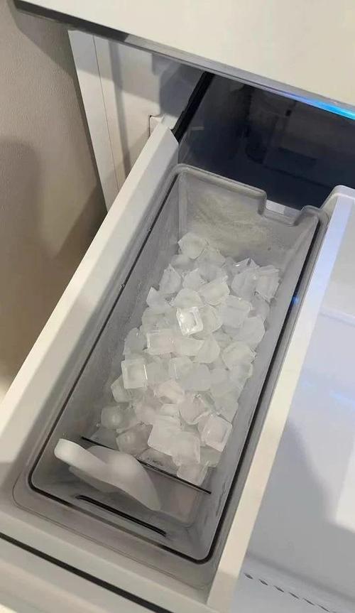 制冰机冰块