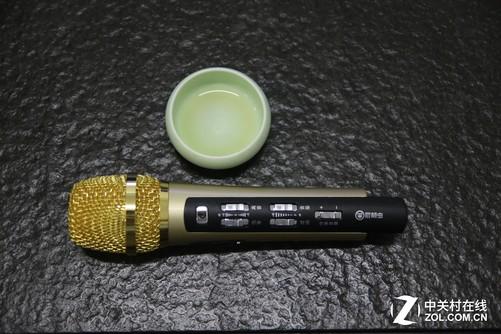 屁颠虫mc600有线麦克风和有耳机孔的手