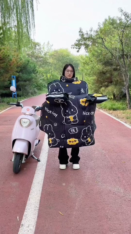 电动车挡风被绳子如何重新串