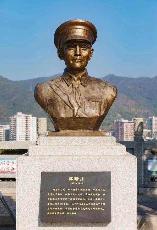 末日血战英雄上限是什么