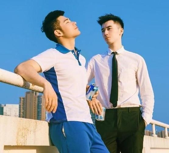 男生之间的友谊截图2