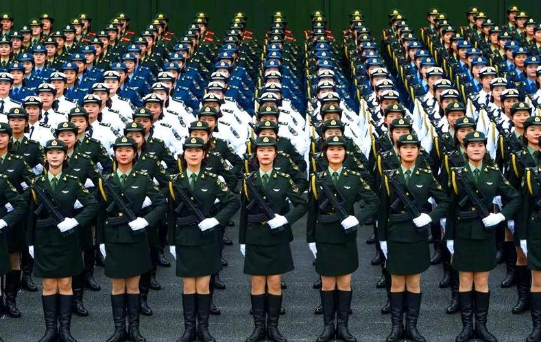 阅兵式女兵方阵