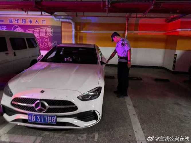 车门锁好后为什么会自动开