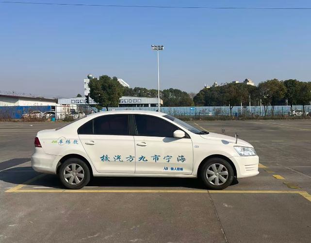 哪个驾校学车最好最快