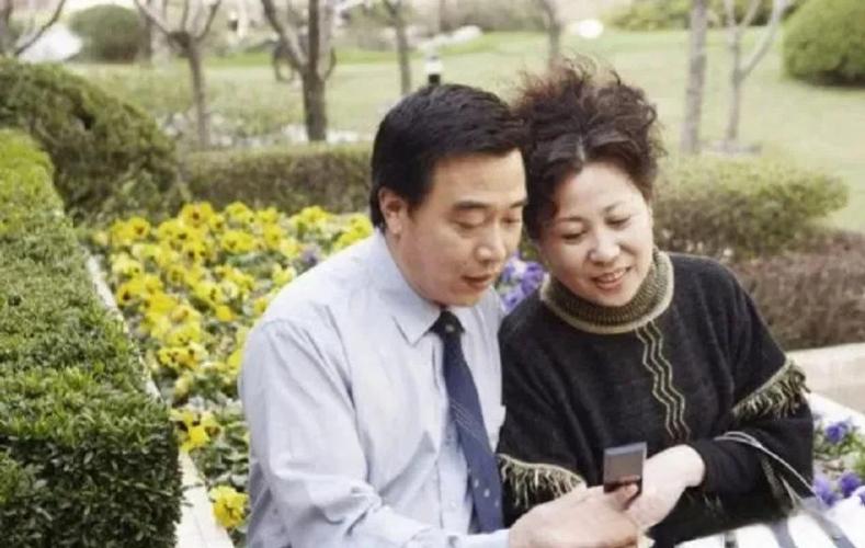 伴侣和配偶有什么区别截图3